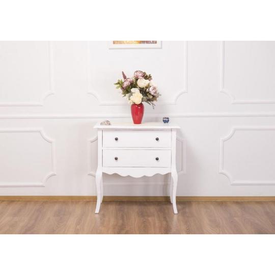 obloukove nohy biela komoda masivna mediteransky cisty country funkcona skrina na oblecenie spalna osumely opotrebovany nabytok toskanske talianske svetle renovovanie balaton chata lameridiana.jpg